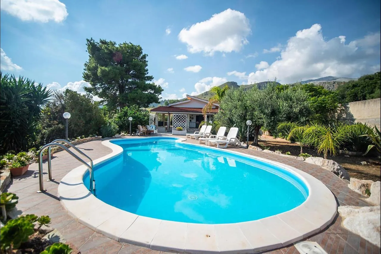 Villa La Randa Castellammare del Golfo 0*,